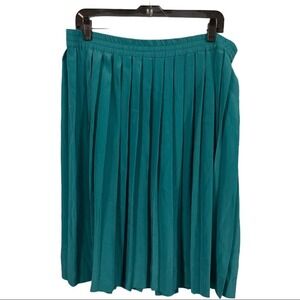 Josephine 90s Pleated Skirt